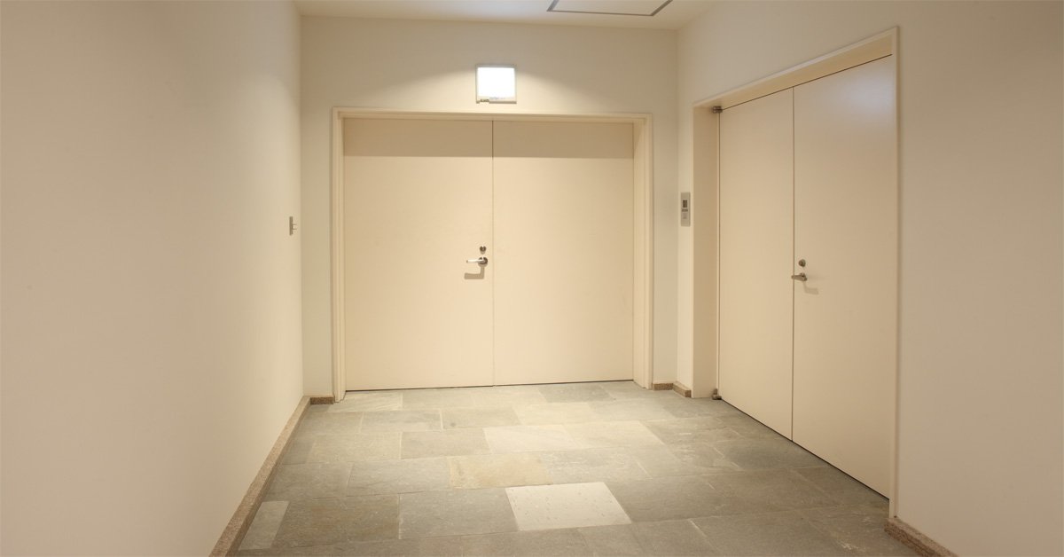 Khi nào cần lắp đặt cửa thép chống cháy?