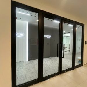 Cửa kính chống cháy 60 phút có làm mất thẩm mỹ công trình?